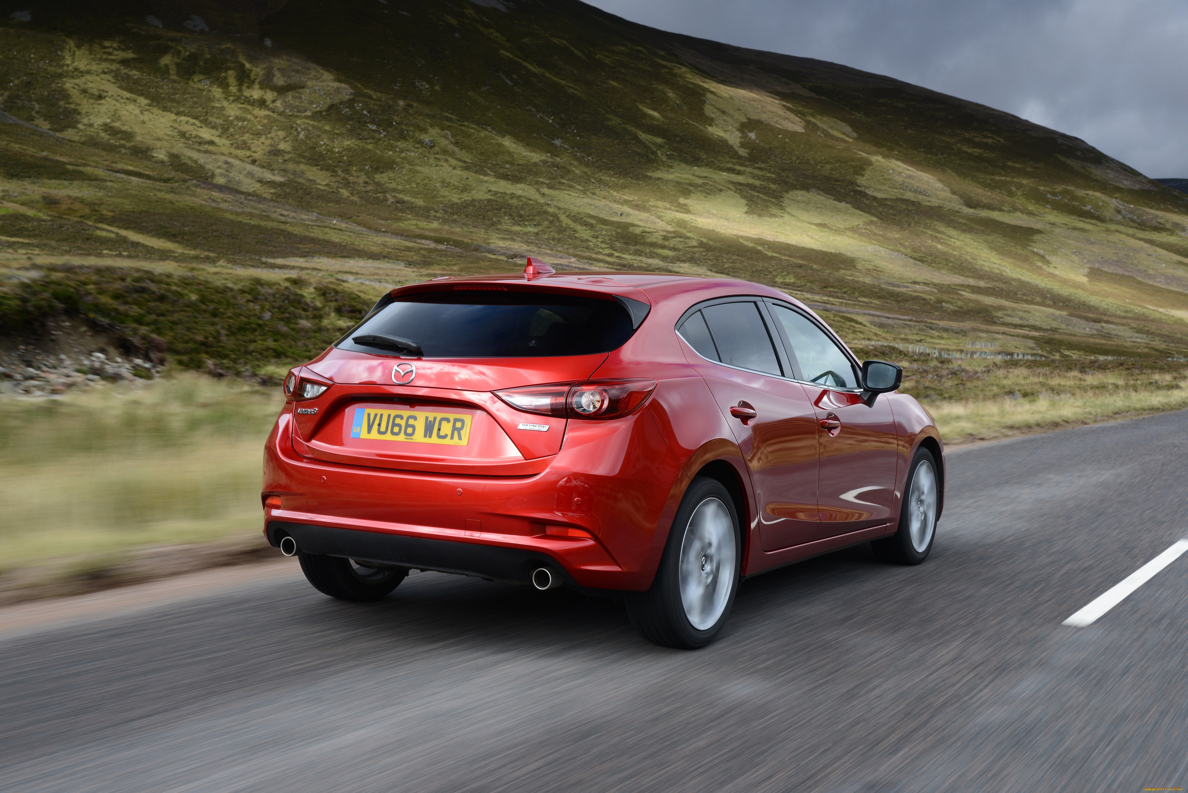 , mazda, hatchback, mazda3, uk-spec